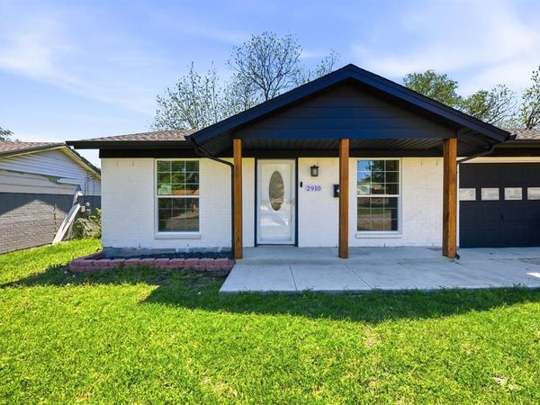 2910 Sun Valley Street, Irving, TX 75062
