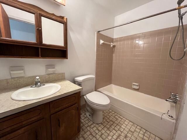 1222 Hampton Drive Photo 14