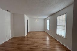 1222 Hampton Drive photo 4