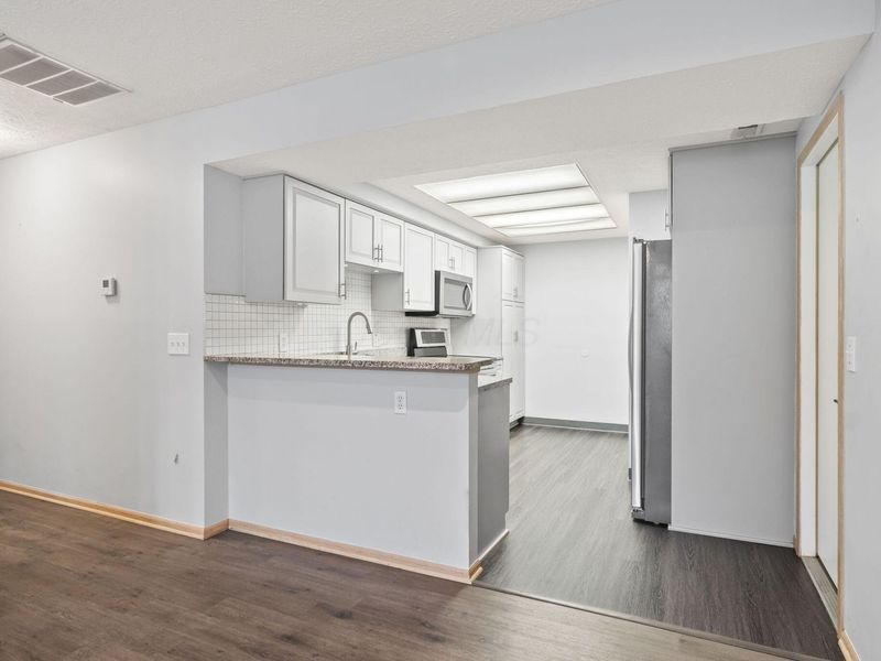 5757 Willow Lake, Grove City, OH 43123 Photo 12