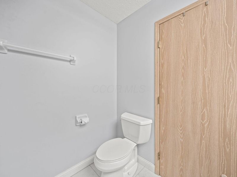 5757 Willow Lake, Grove City, OH 43123 Photo 26