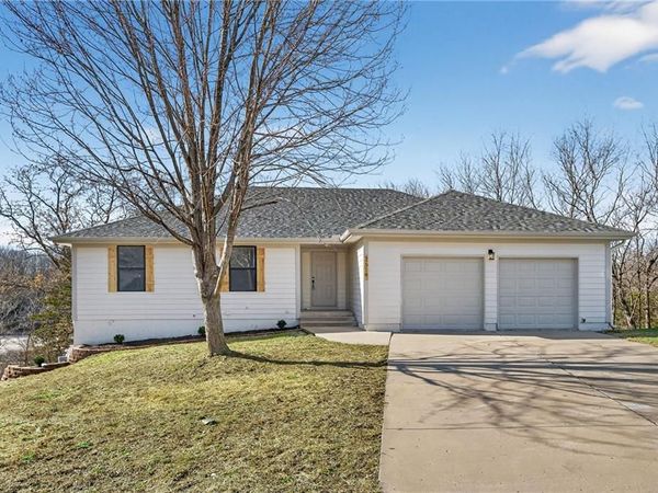 2619 SW Morningside Drive, Blue Springs, MO 64015