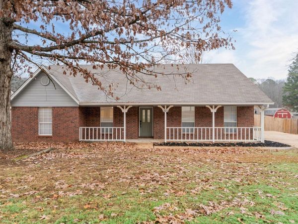 301 White Blossom Circle , Bryant, AR 72022
