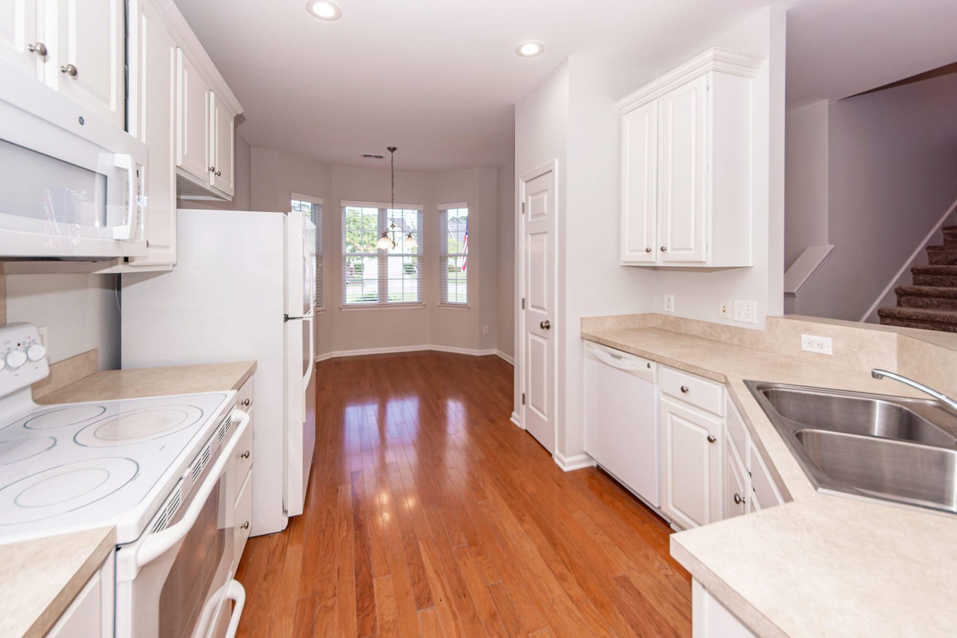 136 Gathering Island Road Photo 11