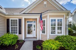 136 Gathering Island Road photo 4