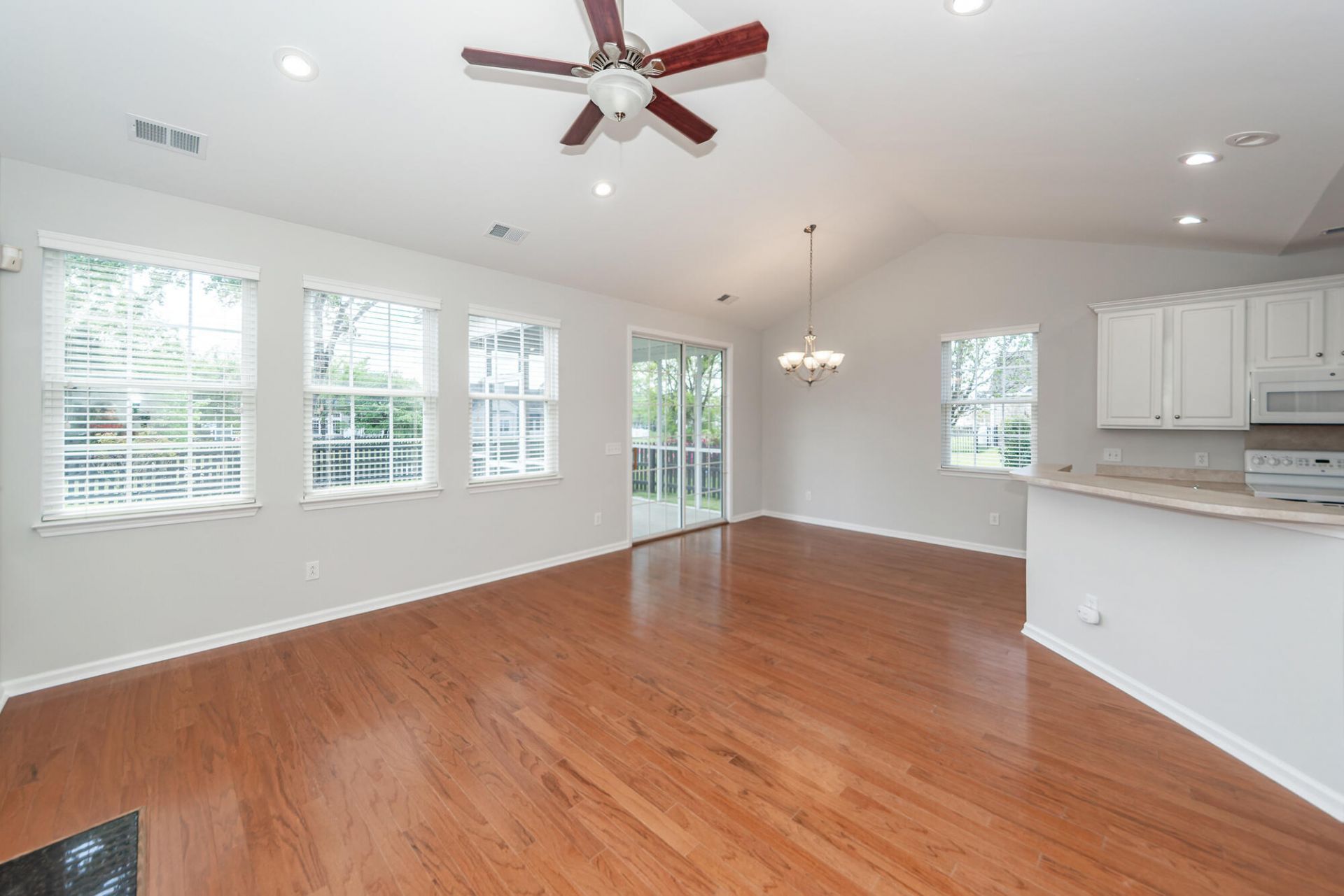 136 Gathering Island Road Photo 20