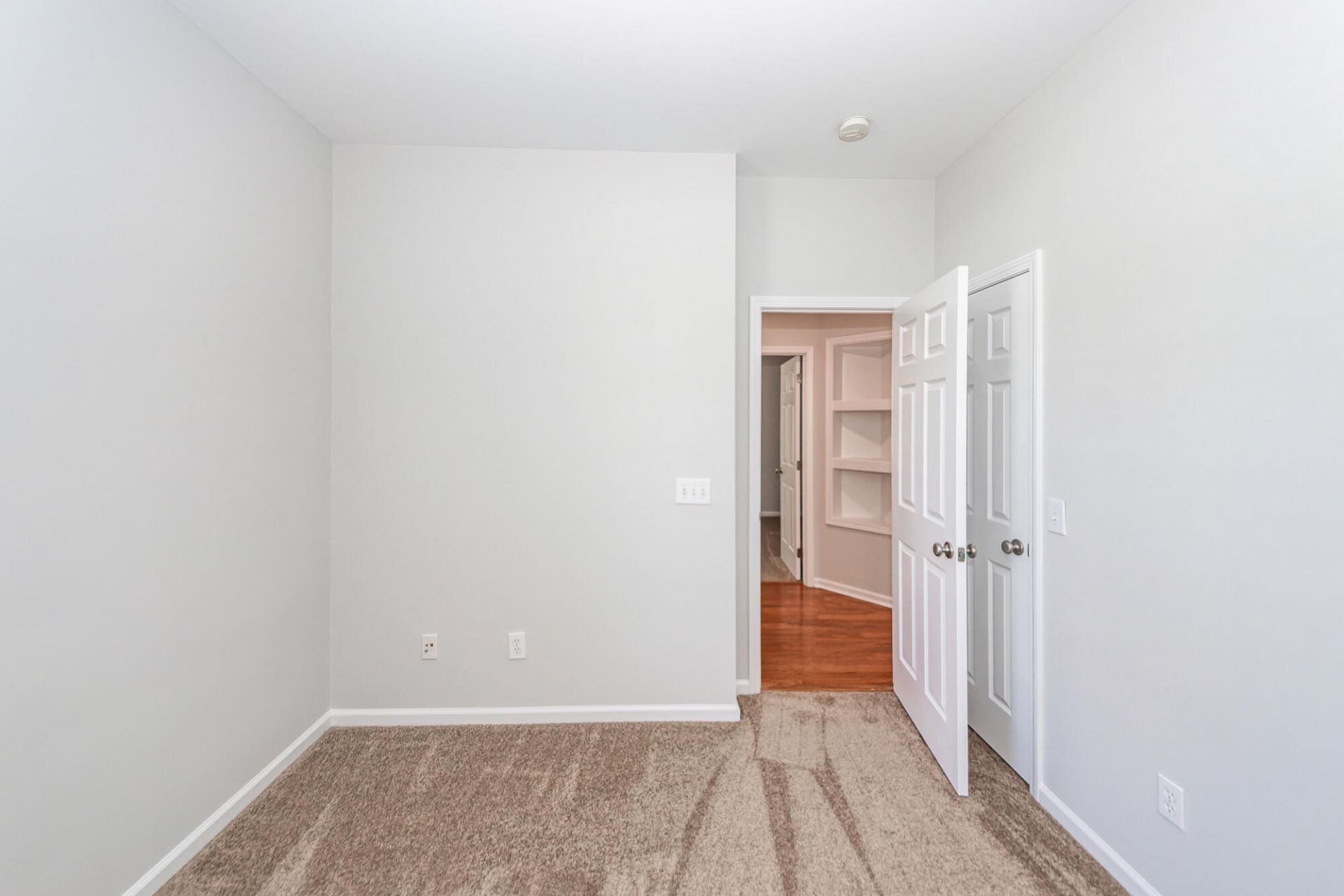 136 Gathering Island Road Photo 44