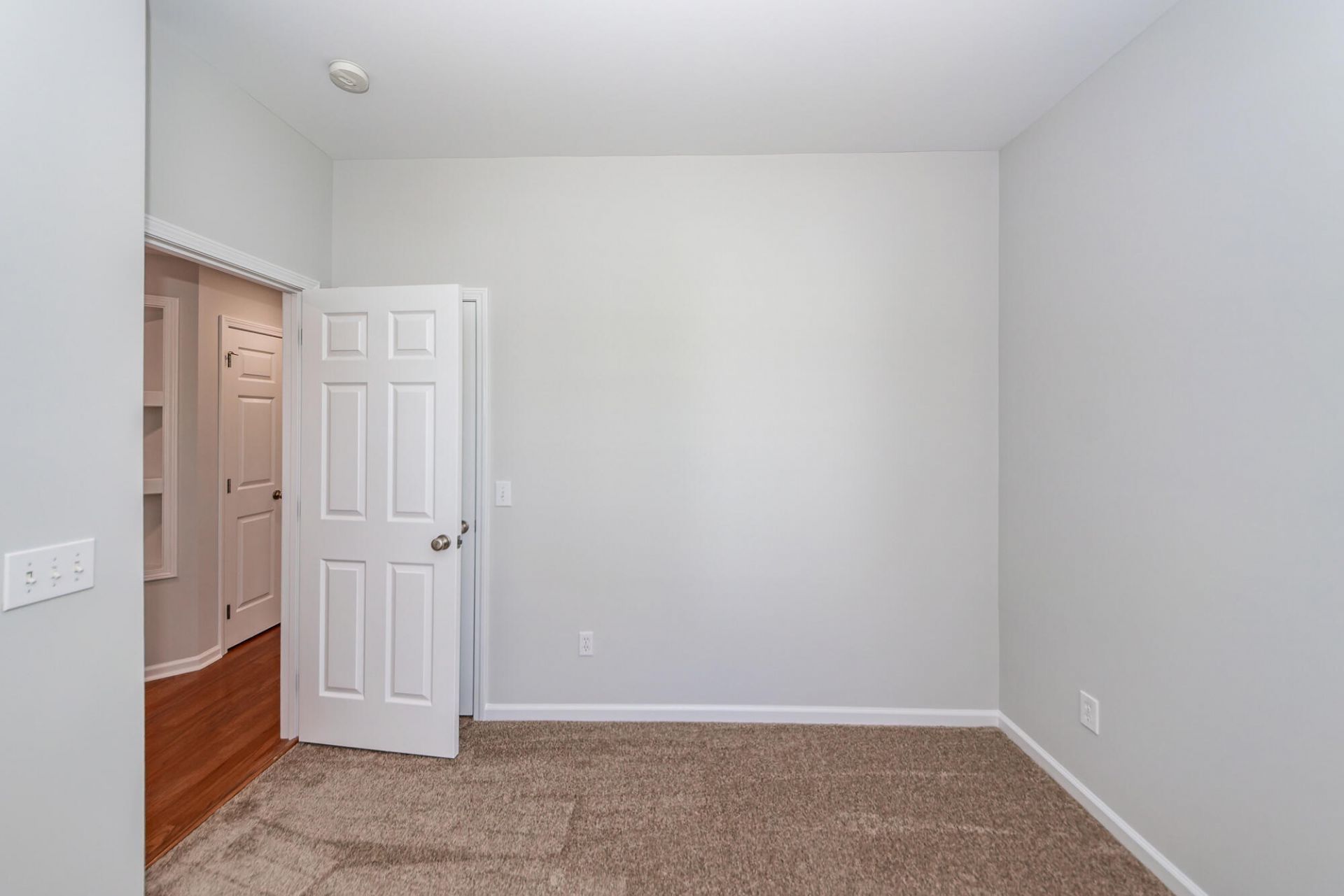 136 Gathering Island Road Photo 45