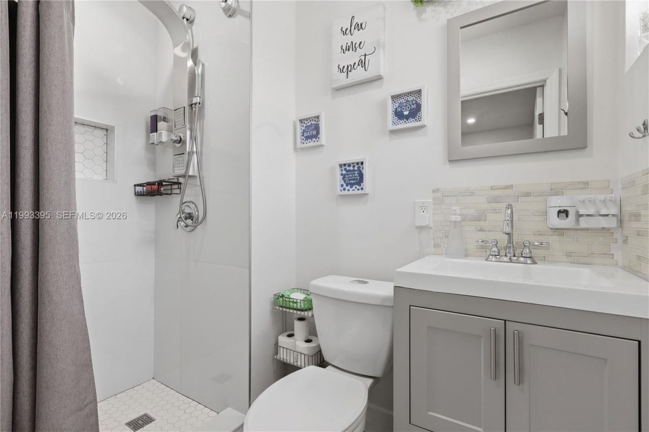 7390 Cleveland St , Hollywood, FL 33024 Photo