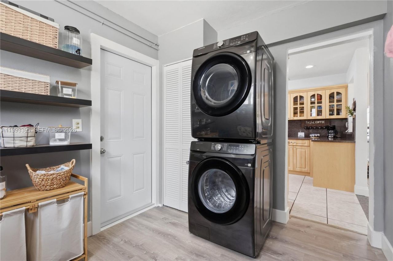 7390 Cleveland St , Hollywood, FL 33024 Photo