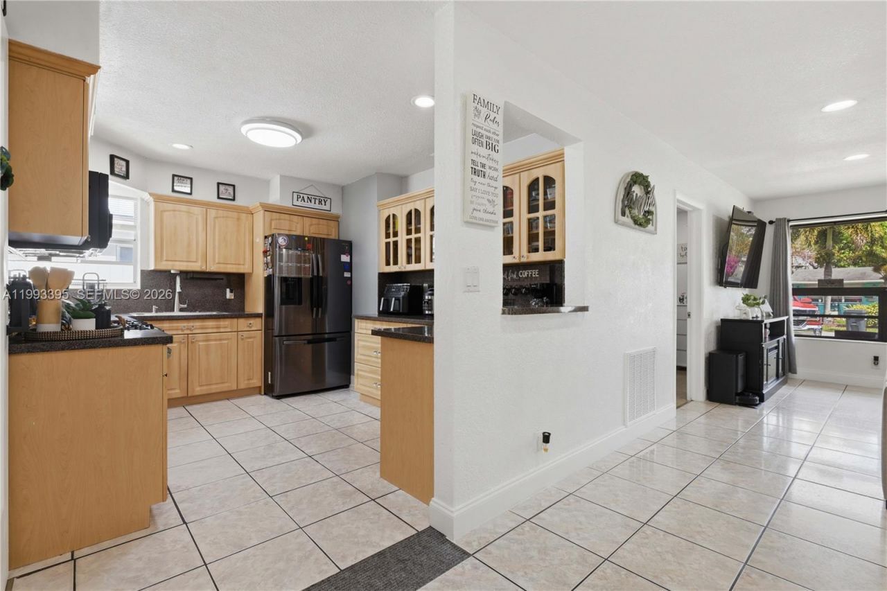 7390 Cleveland St , Hollywood, FL 33024 Photo