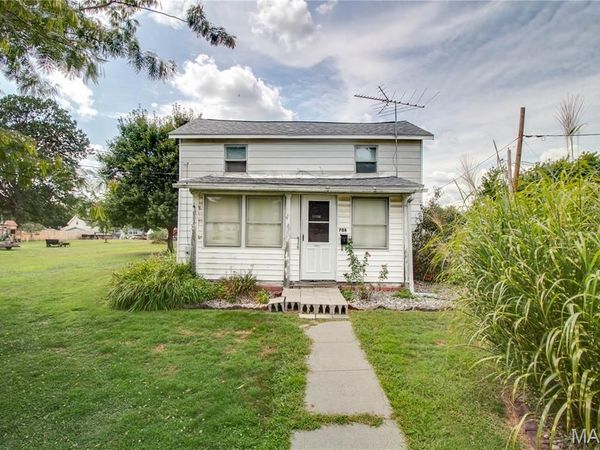 706 Harrison Street , Jerseyville, IL 62052