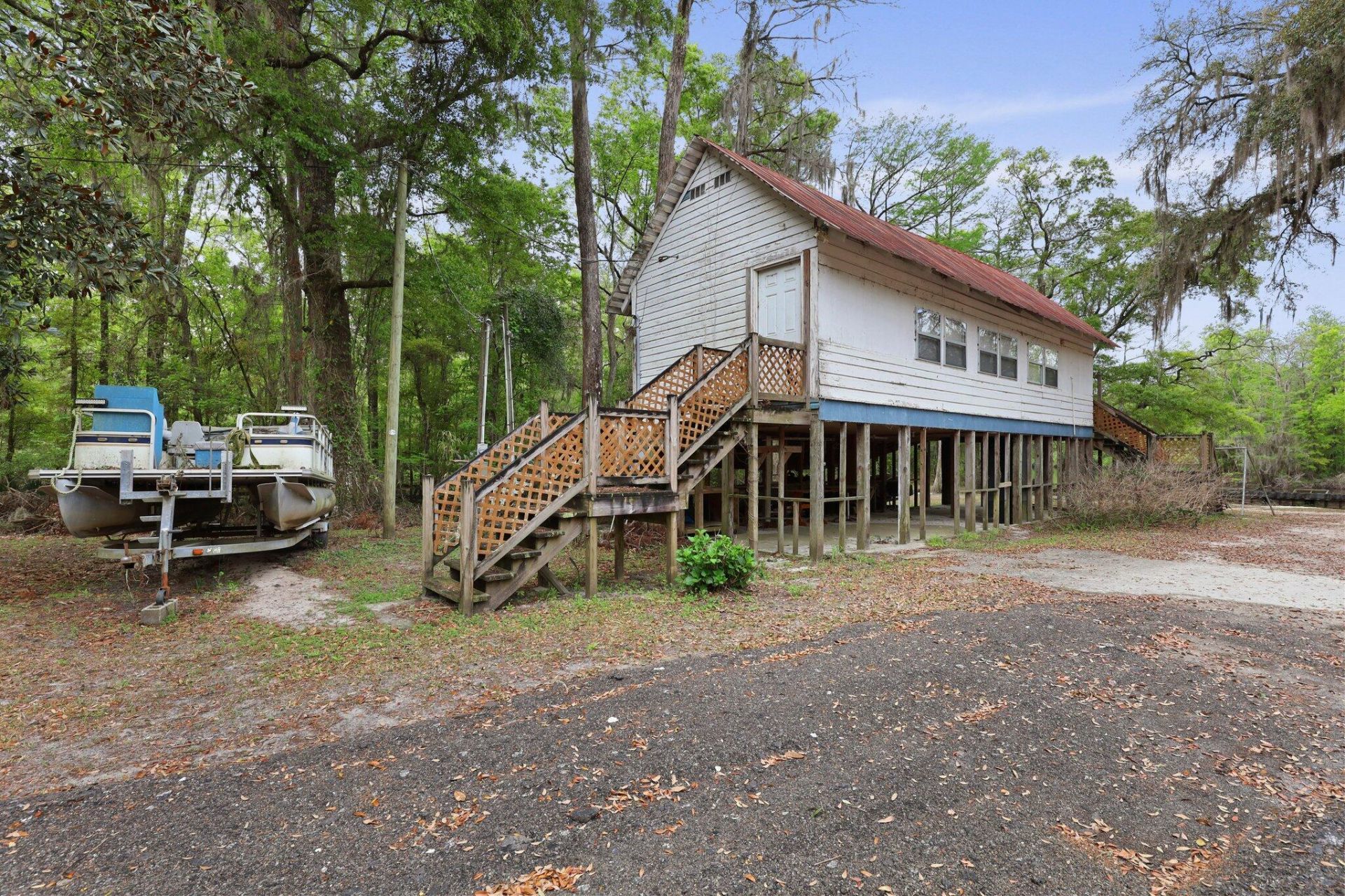 16703 Hendersonville Highway Photo 34