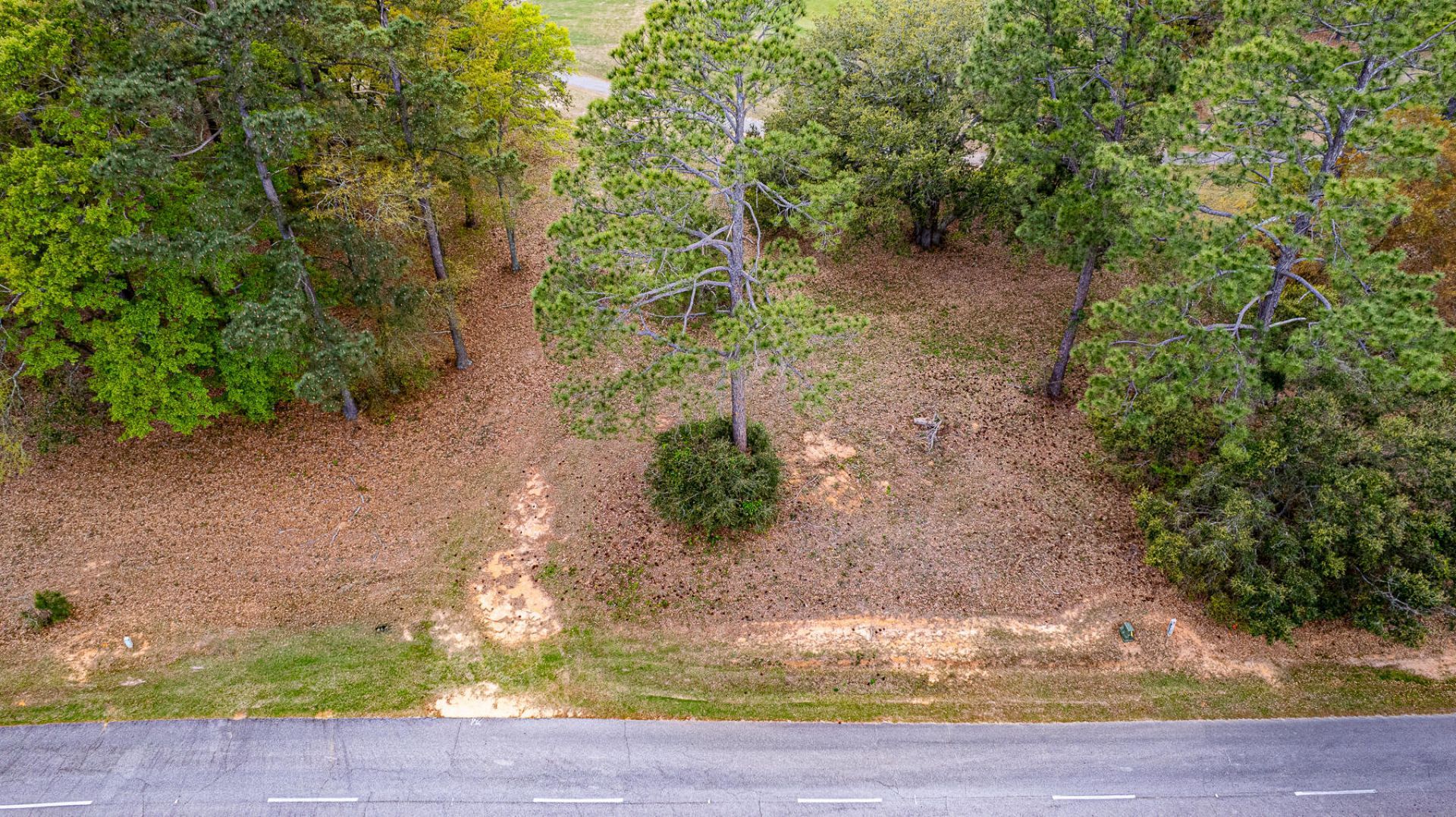 000 Saluda Drive Photo 28