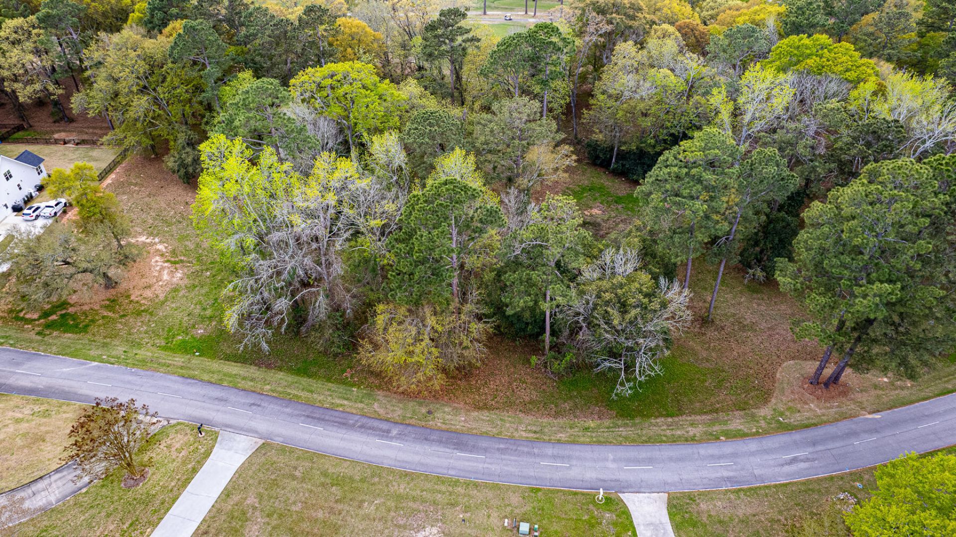 000 Saluda Drive Photo 5