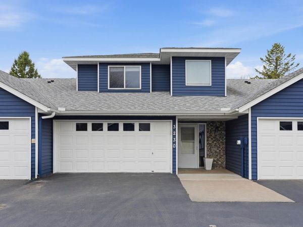 3230 Edgerton Street , Vadnais Heights, MN 55127