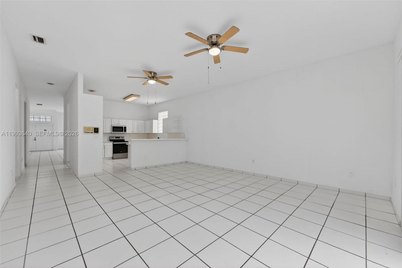 8852 NW 147th Ln , Miami Lakes, FL 33018 Photo