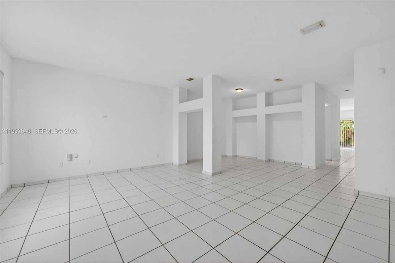 8852 NW 147th Ln , Miami Lakes, FL 33018 Photo