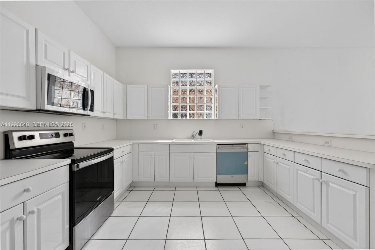 8852 NW 147th Ln , Miami Lakes, FL 33018 Photo