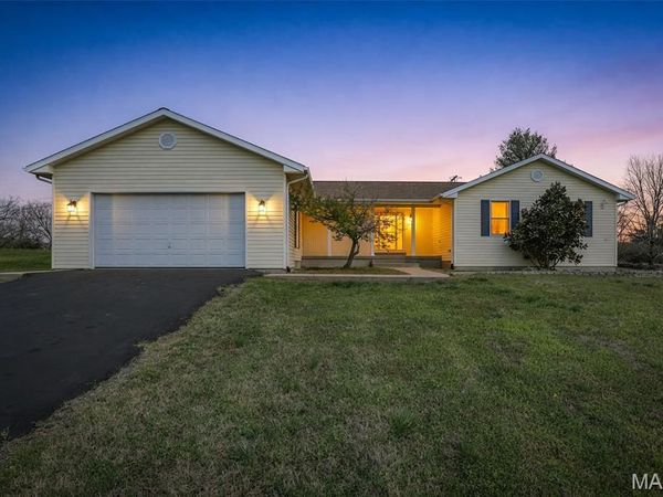 13113 Lakewood Drive , Ste Genevieve, MO 63670