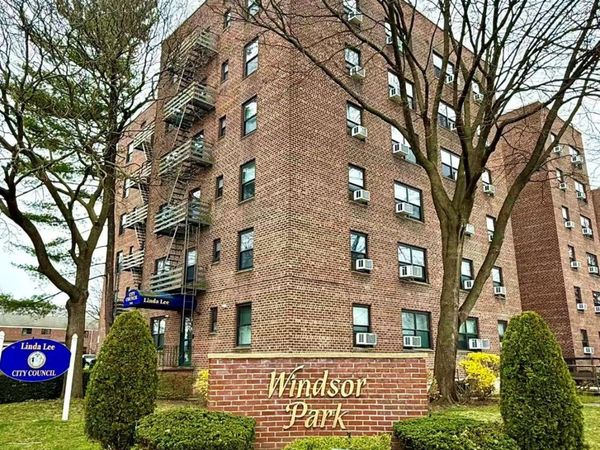 73-11 Bell Blvd, Unit 5D, Bayside, NY 11364