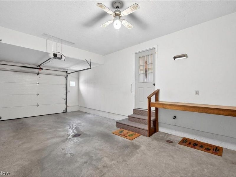 720 Springfield Road, Unit D, Columbiana, OH 44408 Photo 11