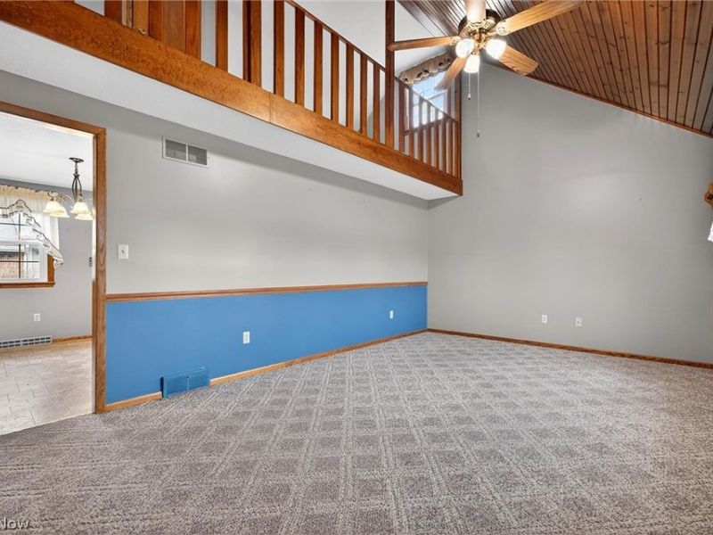 720 Springfield Road, Unit D, Columbiana, OH 44408 Photo 3