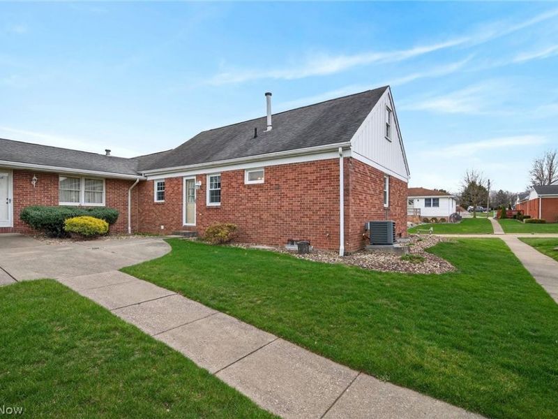 720 Springfield Road, Unit D, Columbiana, OH 44408 Photo 32