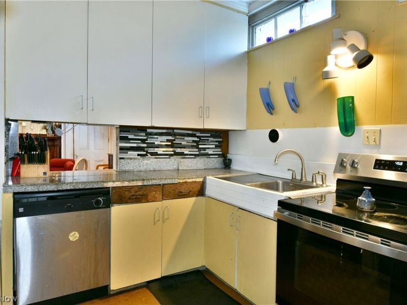 720 Mahoning Avenue NW, Warren, OH 44483 Photo 17