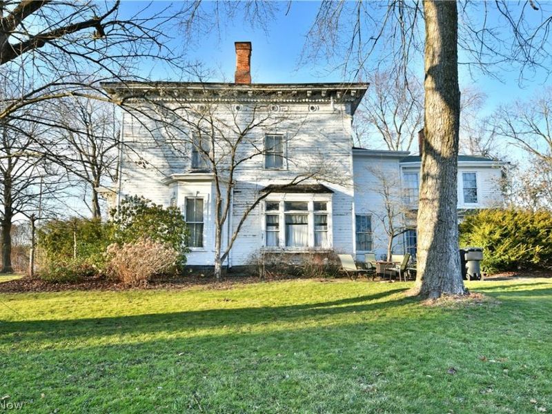 720 Mahoning Avenue NW, Warren, OH 44483 Photo 3