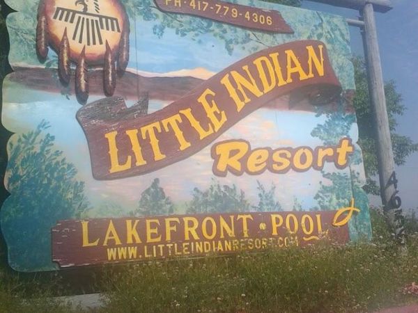 60 Little Indian Resort Drive , Unit 8, Lampe, MO 65681
