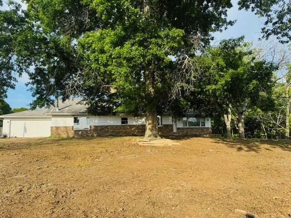4710 State Route A, Macomb, MO 65702