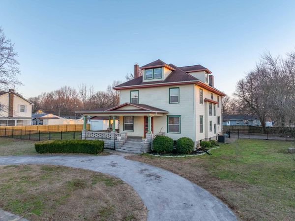 501 E Walker Street , Ash Grove, MO 65604