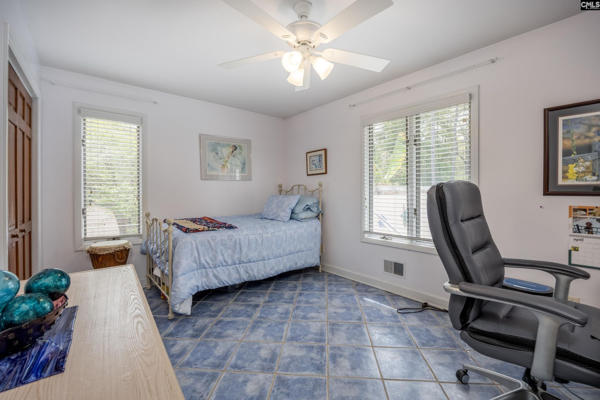 133 Steeplechase North  Photo 35