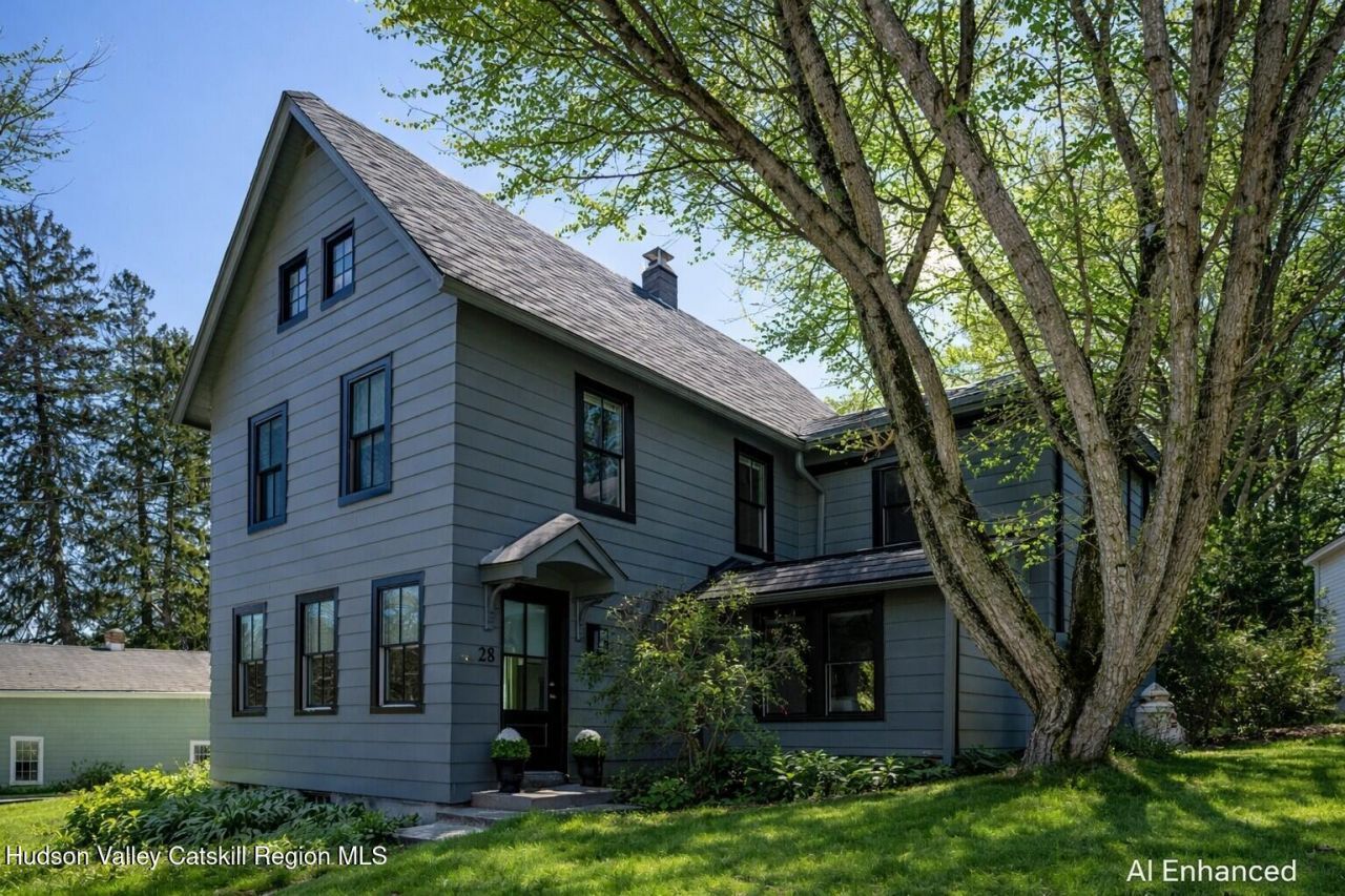 28 Hudson Street, Kinderhook, NY 12106 Main Photo