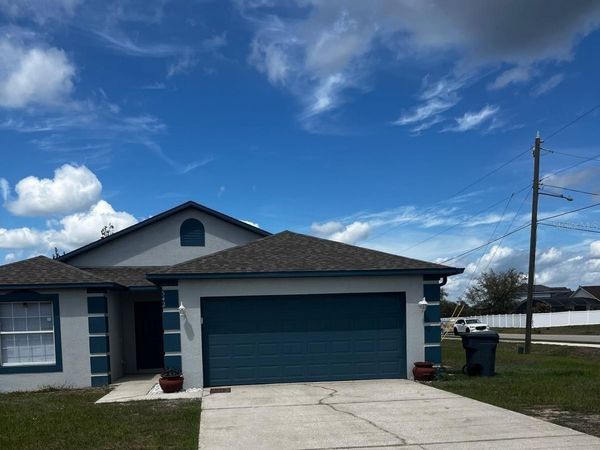 542 LAKEVIEW COURT , KISSIMMEE, FL 34759