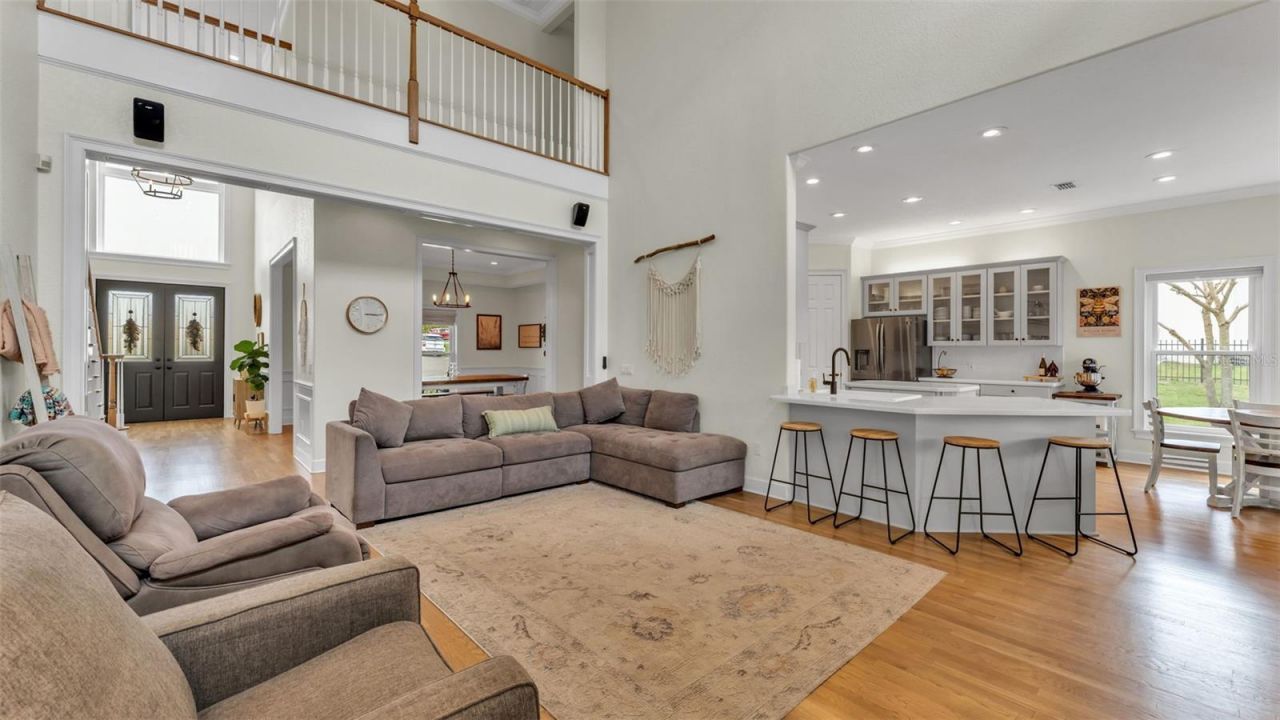 2542 Crews Lake Hills Loop S, Lakeland, FL 33813 Photo