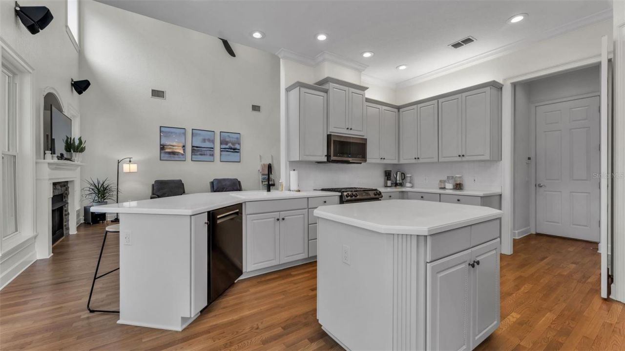 2542 Crews Lake Hills Loop S, Lakeland, FL 33813 Photo