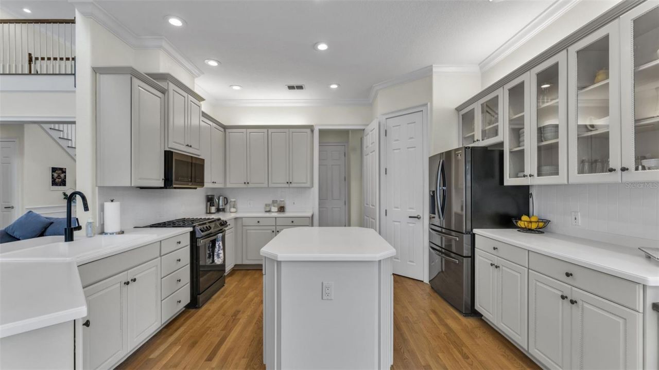 2542 Crews Lake Hills Loop S, Lakeland, FL 33813 Photo