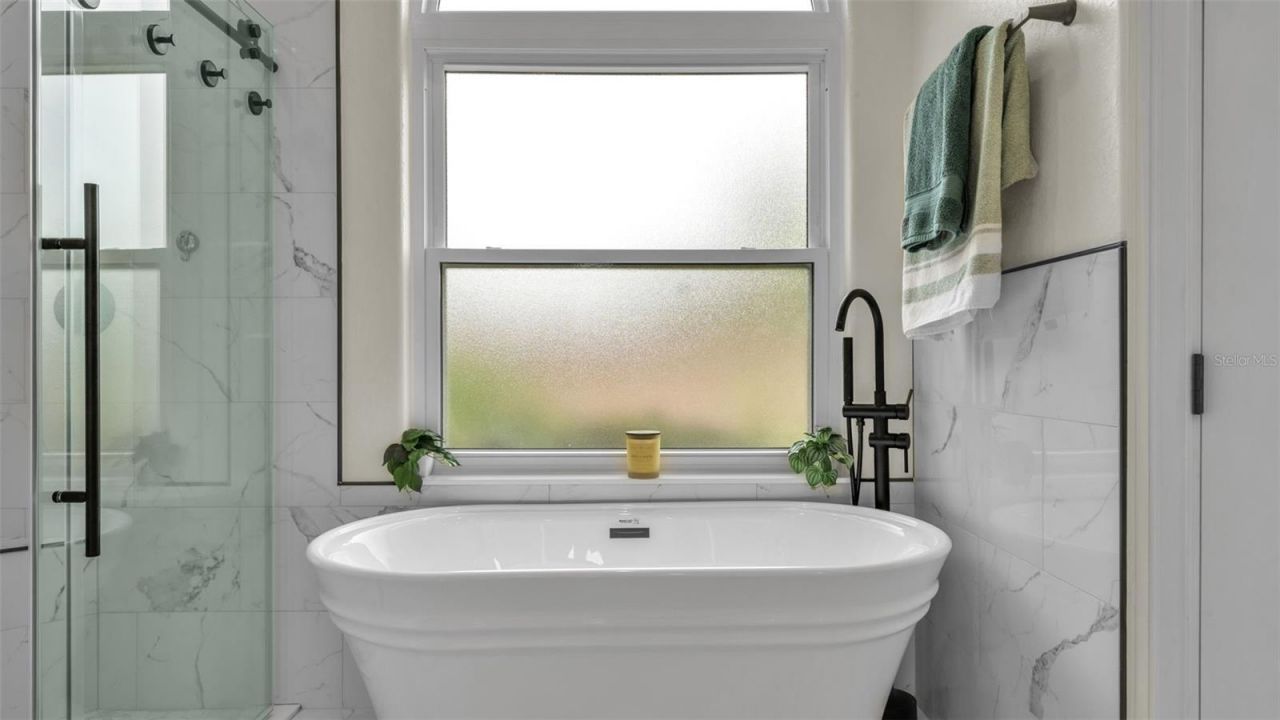 2542 Crews Lake Hills Loop S, Lakeland, FL 33813 Photo