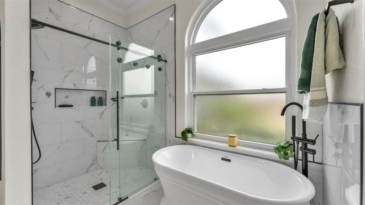 2542 Crews Lake Hills Loop S, Lakeland, FL 33813 Photo