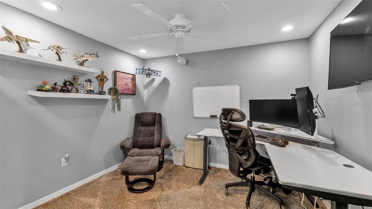 2542 Crews Lake Hills Loop S, Lakeland, FL 33813 Photo