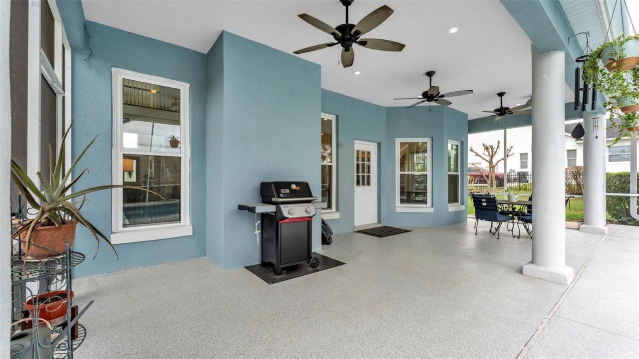 2542 Crews Lake Hills Loop S, Lakeland, FL 33813 Photo