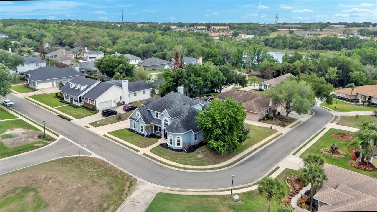 2542 Crews Lake Hills Loop S, Lakeland, FL 33813 Photo