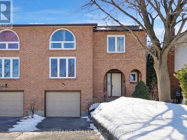 2876 Tresa Court, Ottawa, ON K1T2H1