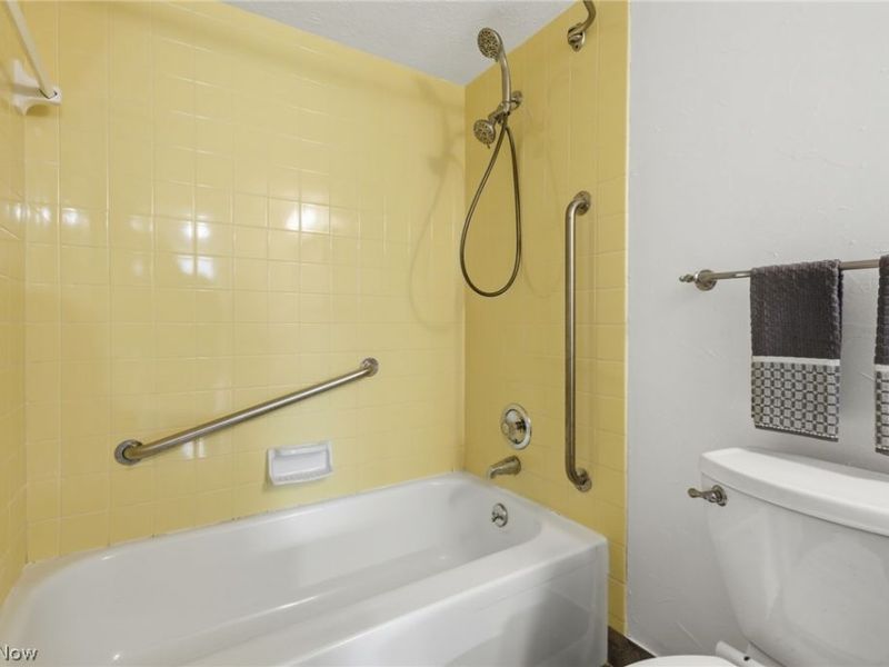 4187 Columbia Road , North Olmsted, OH 44070 Photo 15