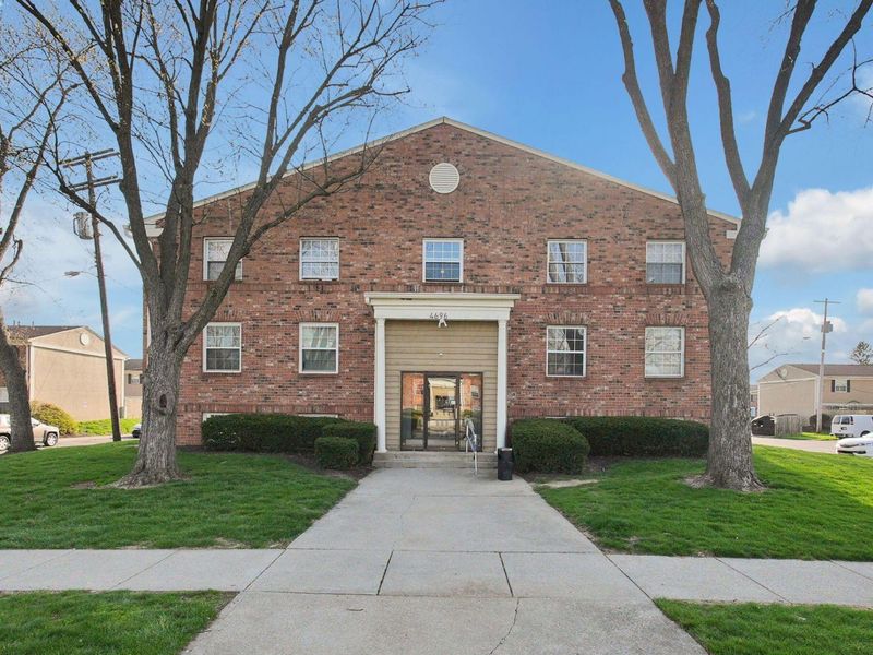 4696 Tarryton Court S, Unit 7-3F, Columbus, OH 43228 Photo 1