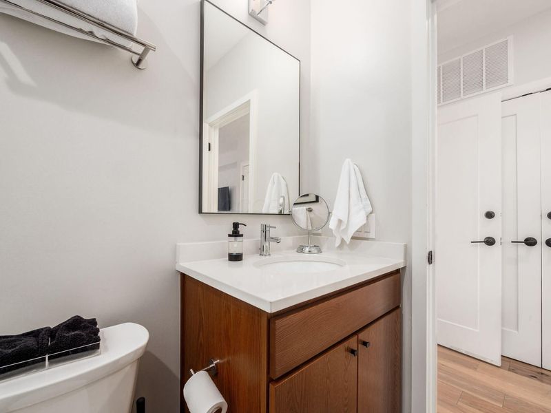 201 E 5th Avenue , Unit 201, Columbus, OH 43201 Photo 11