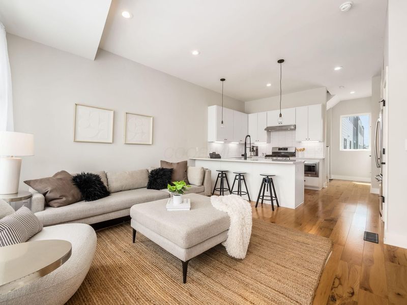 201 E 5th Avenue , Unit 201, Columbus, OH 43201 Photo 15