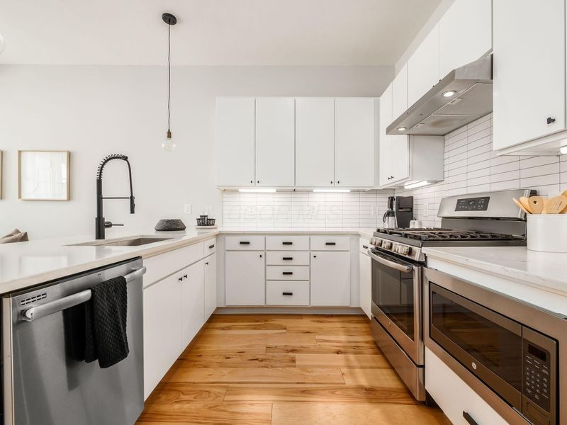 201 E 5th Avenue , Unit 201, Columbus, OH 43201 Photo 17